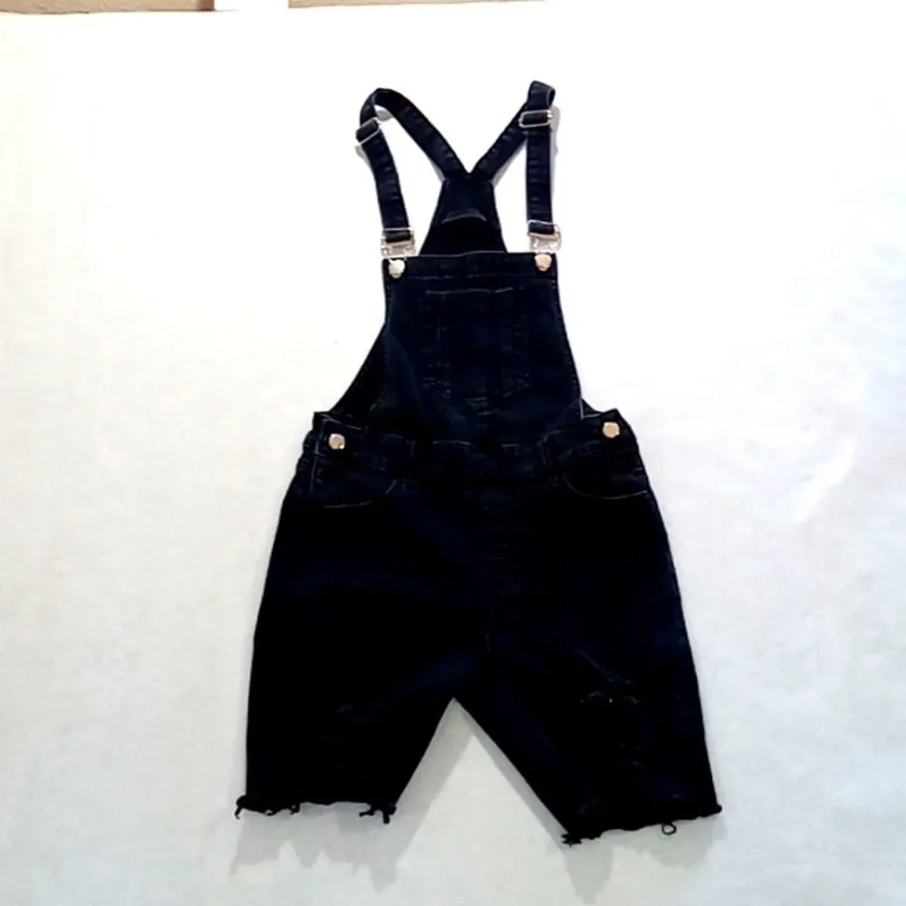 Ling Collection junior sz Lg black raw hem distressed overall shorts / - Picture 1 of 12